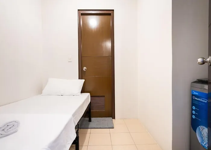 Apartment Florence Mc Kinley Spacious 2 Bedroom, 2 Balcony Nr Mall, T3 Airport Manila