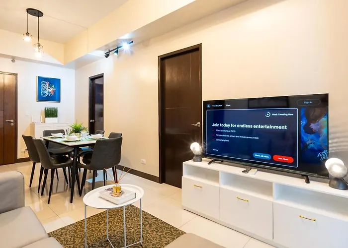 Apartment Florence Mc Kinley Spacious 2 Bedroom, 2 Balcony Nr Mall, T3 Airport Manila