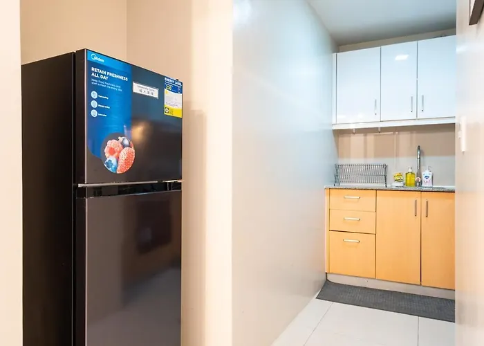 Florence Mc Kinley Spacious 2 Bedroom, 2 Balcony Nr Mall, T3 Airport Manila