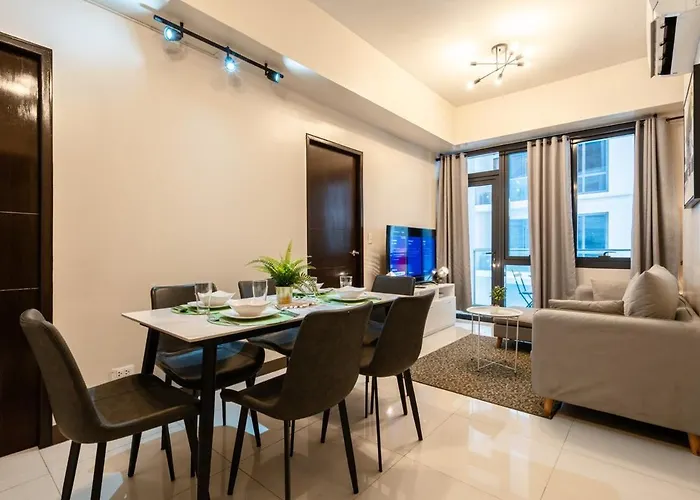 Apartment Florence Mc Kinley Spacious 2 Bedroom, 2 Balcony Nr Mall, T3 Airport