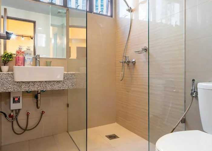 Apartment Florence Mc Kinley Spacious 2 Bedroom, 2 Balcony Nr Mall, T3 Airport